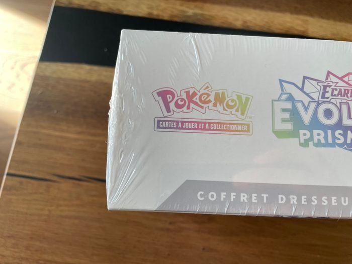 Pokémon - Coffret Dresseur d'Élite (ETB) EV08.5 Évolutions Prismatiques FR 8.5 - photo numéro 3