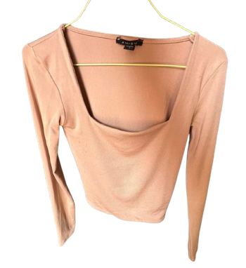 Haut beige col carré-plongeant
