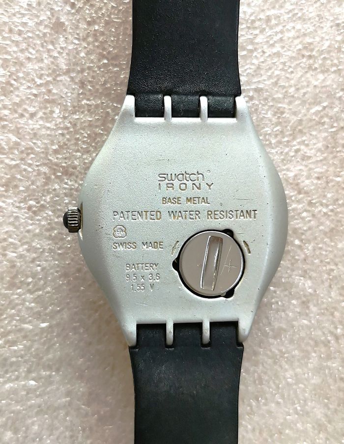 Montre SWATCH Collection Irony Big "Night Flight" - photo numéro 5