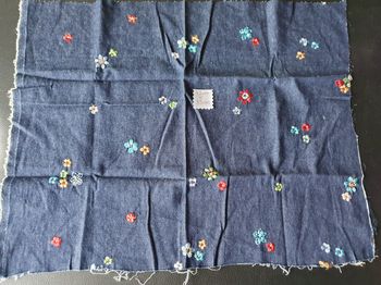 Tissu jeans fleurs élastique 45x35
