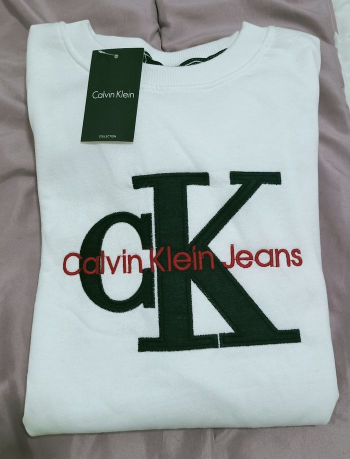 Pull Calvin Klein blanc S