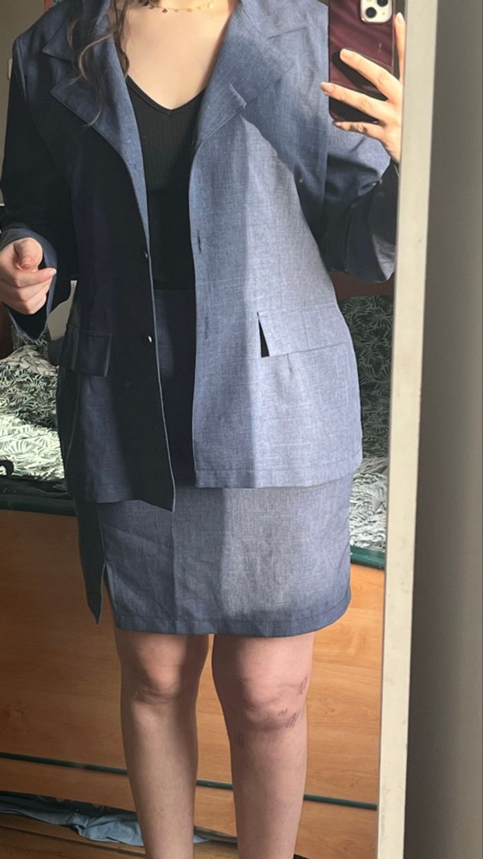 Ensemble jupe et tailleur - photo numéro 9