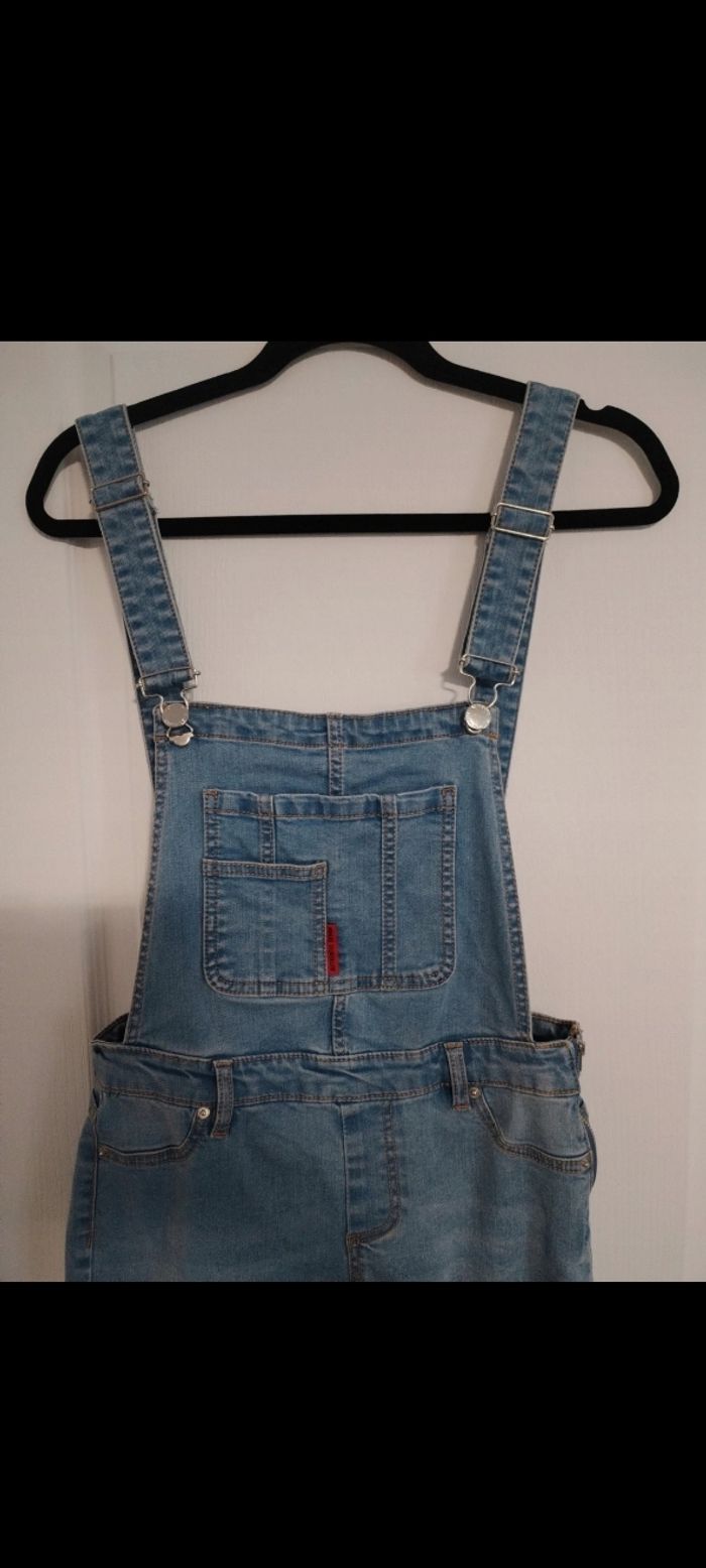 Salopette - photo numéro 3