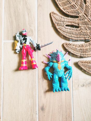 🙅 Power rangers dino fury battle attackers lot figurines ranger rouge et méchant
