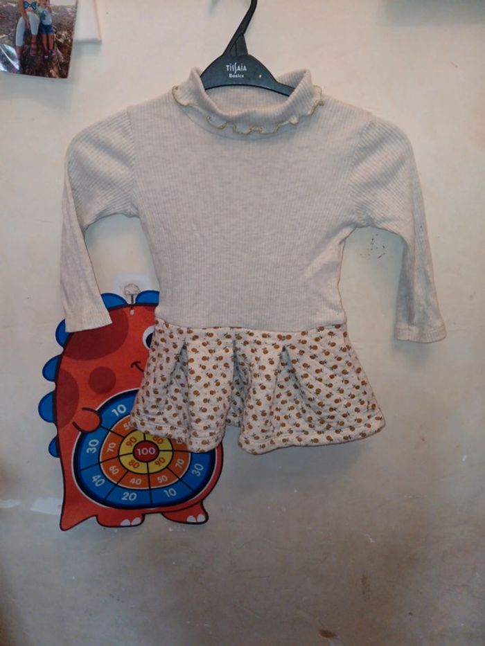 Robe petit bateau 2 ans 1 petit trou au col pas de vinted go
