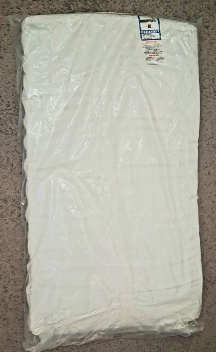 Matelas dans l’emballage d’origine - photo numéro 2