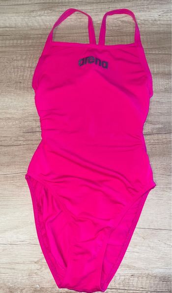 Maillot de bain rose fushia une pièce Arena t34