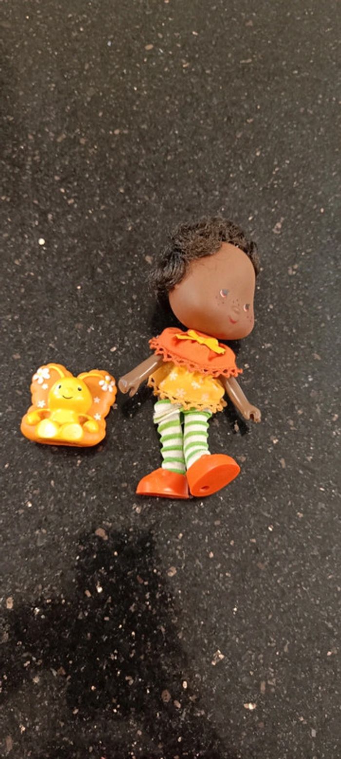 Poupée + papillon - photo numéro 2