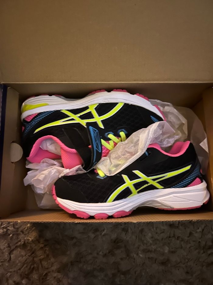 Baskets asics enfant - photo numéro 3