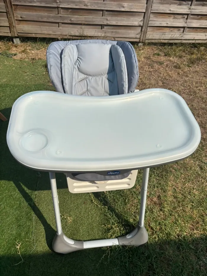 Chaise haute chicco polly 2 en 1 - photo numéro 6