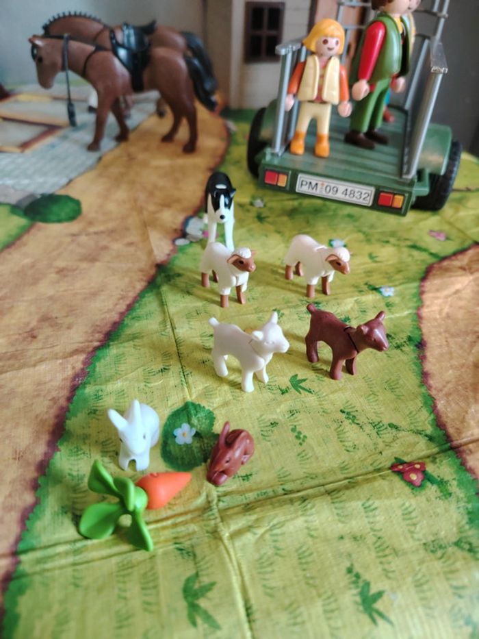 Lot playmobil grande ferme silo country + grange + remorque + tapis - photo numéro 13