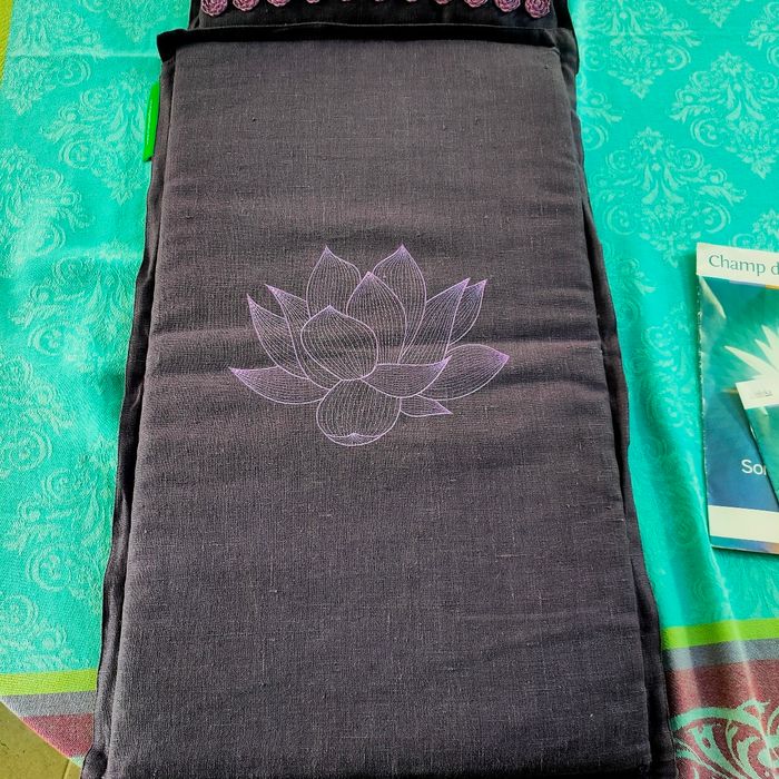 Véritable Champ de fleurs tapis et coussin bioloka - photo numéro 4