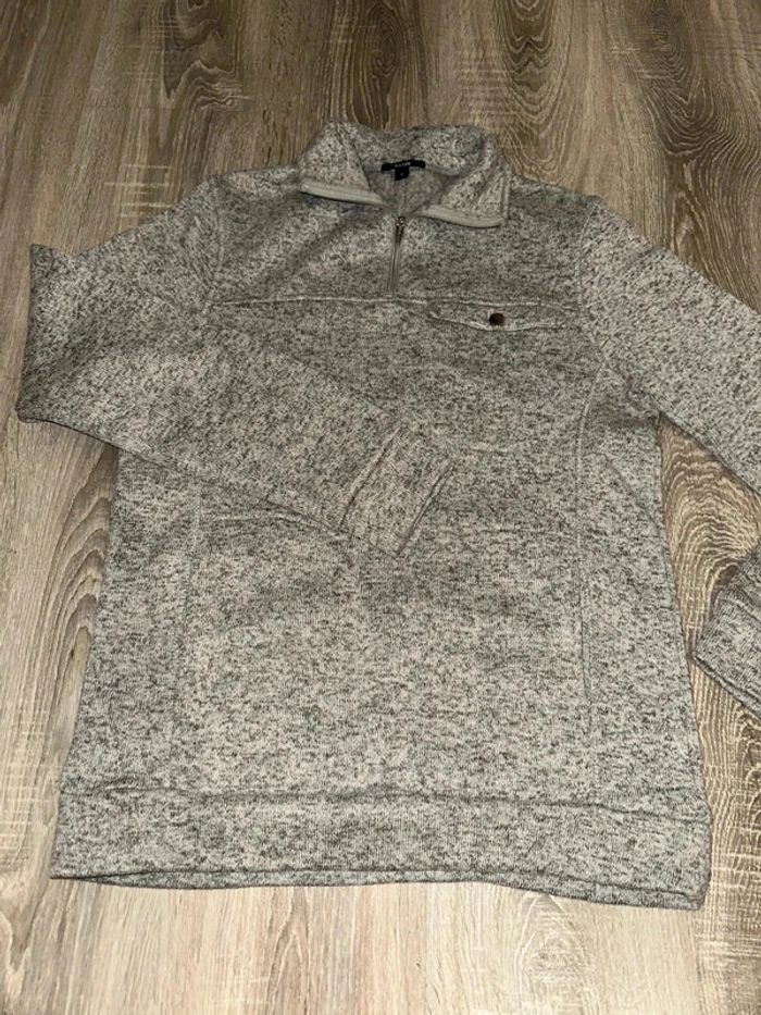 Superbe pull gris Taille M Kiabi neuf - photo numéro 2