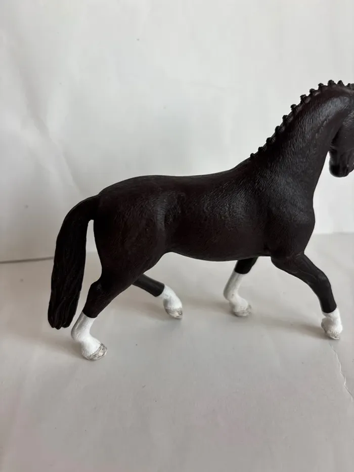 Figurine jument Hanovre Schleich - photo numéro 5