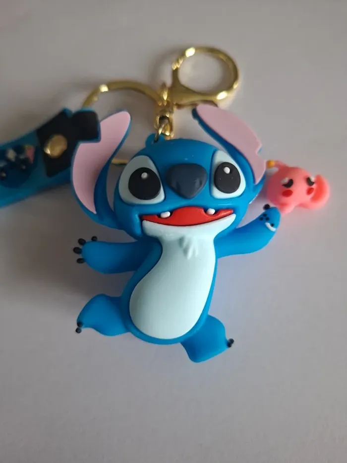 Porte clé stitch - photo numéro 2
