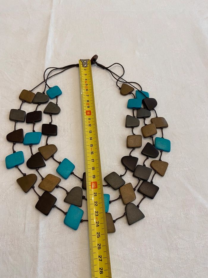 Collier trois rangs en perles de bois plates tons bruns et turquoise neuf - photo numéro 12