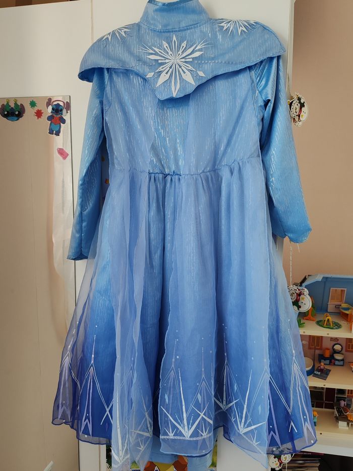 Robe Elsa 2 - photo numéro 2