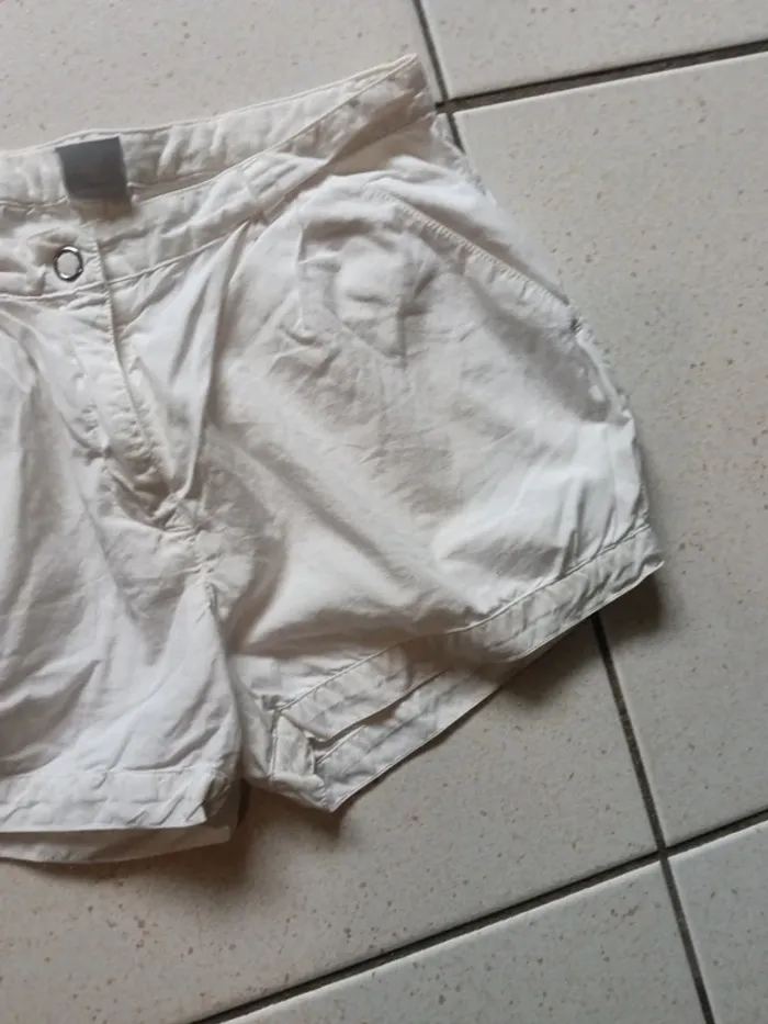 Short petit bateau 8ans - photo numéro 3
