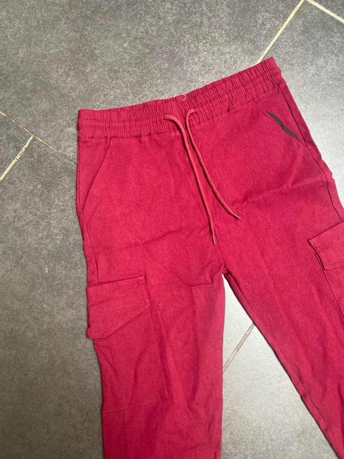 Pantalon bordeaux neuf - photo numéro 2