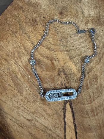 Bracelet épinglé fermée cristaux qui bougent à l’intérieur