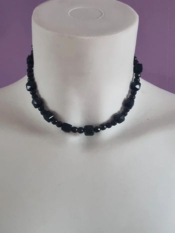 Collier en perle noir vintage