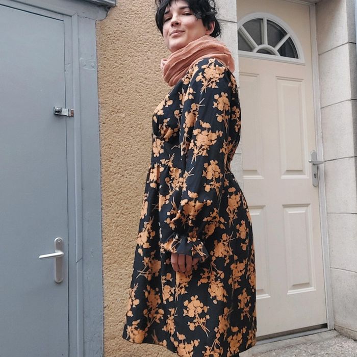 Magnifique robe pour taille 44 - photo numéro 2