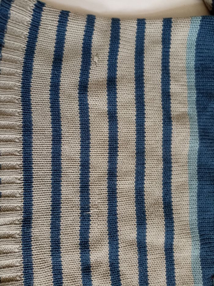 Pull garçon okids 6 ans - photo numéro 3