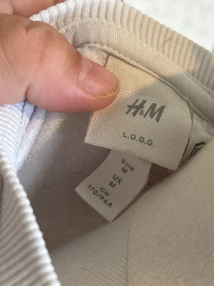 Pull imprimer friends taille 38 marque h&m - photo numéro 3