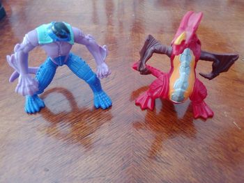 2 figurines Bakugan