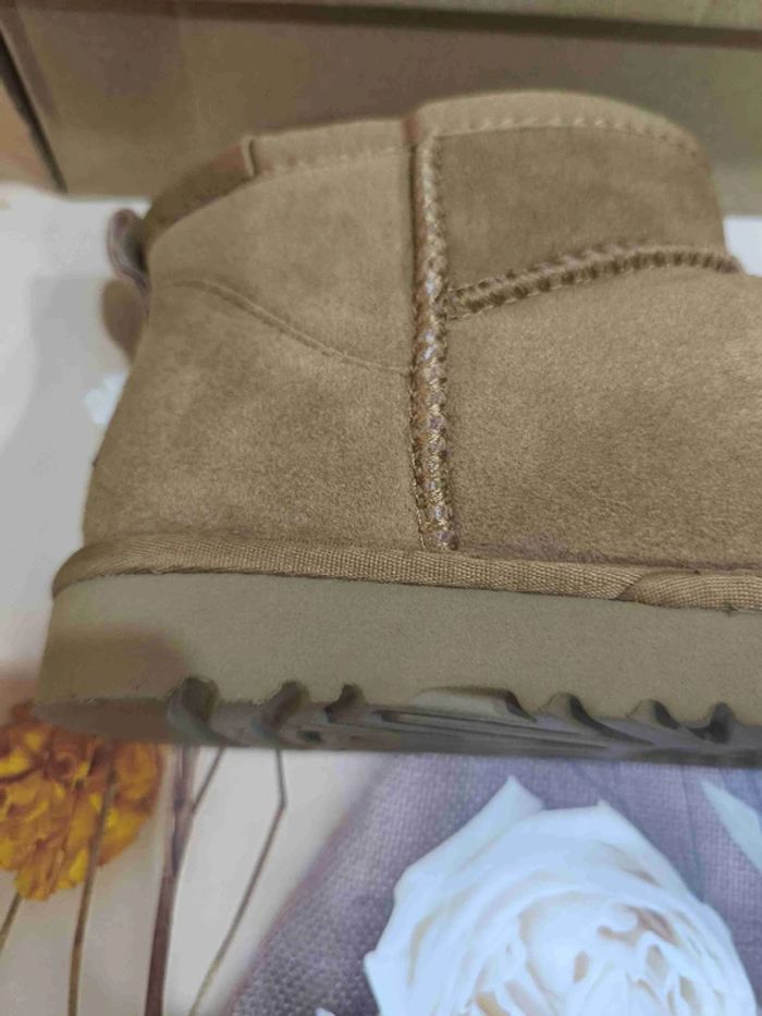 Ugg Classic Mini Taille 40 - photo numéro 4
