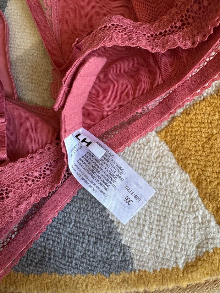 Sous-vêtements - photo numéro 3