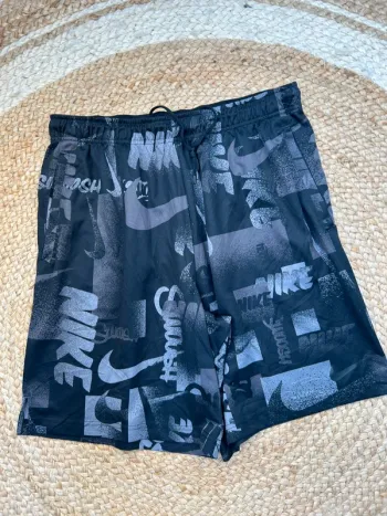 Short Homme Nike Dri-FIT Noir & Gris | Taille XL | Très Bon État | Sport Training Casual | R33