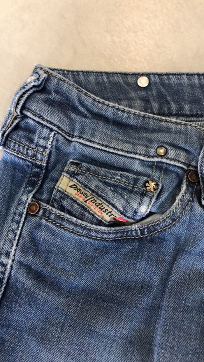 Jeans Diesel - photo numéro 2