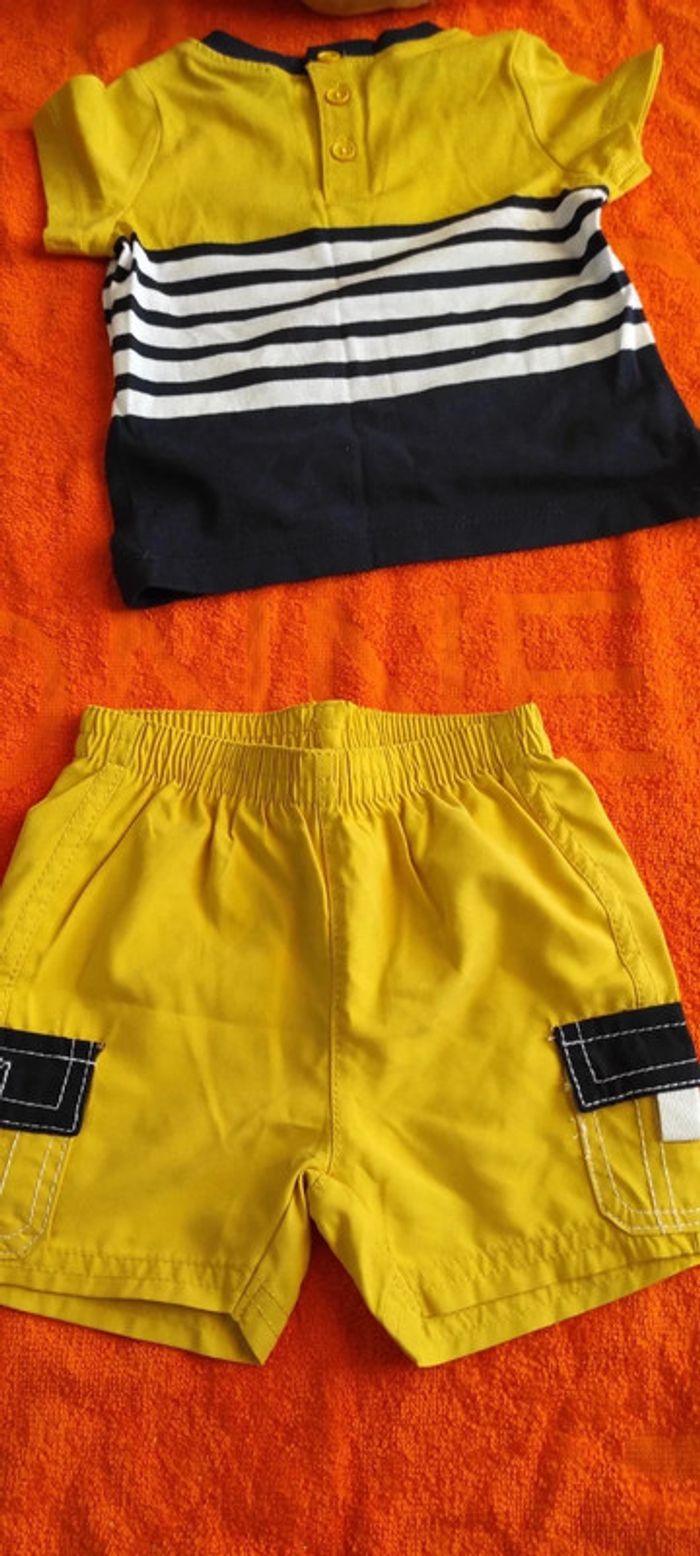 Ensemble short et t-shirt 6 mois - photo numéro 3