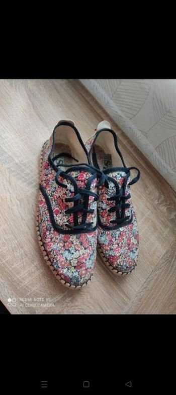 Espadrilles à lacets