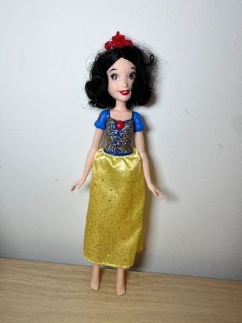 Poupée blanche neige Disney
