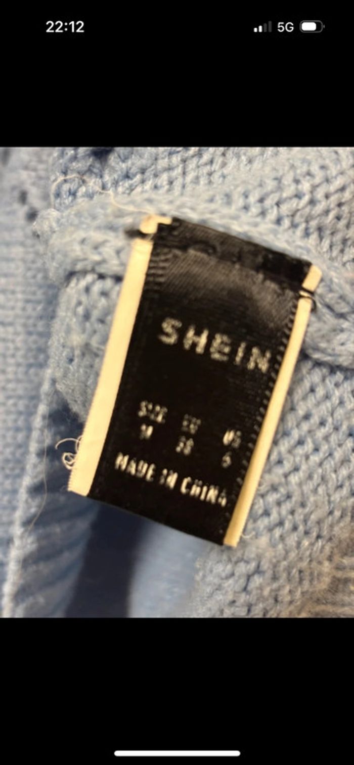 Joli pull bleu clair ajouré Shein taille 38 - photo numéro 4