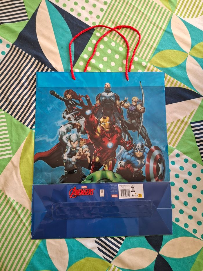 Sac cadeau Marvel Avengers - photo numéro 2