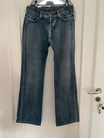 Jeans taille basse et droit T.38