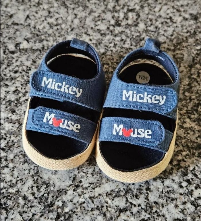 Nus pieds