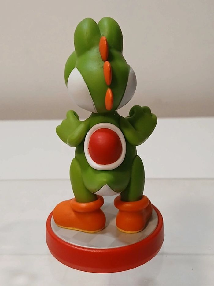 Yoshi amiibo - photo numéro 2