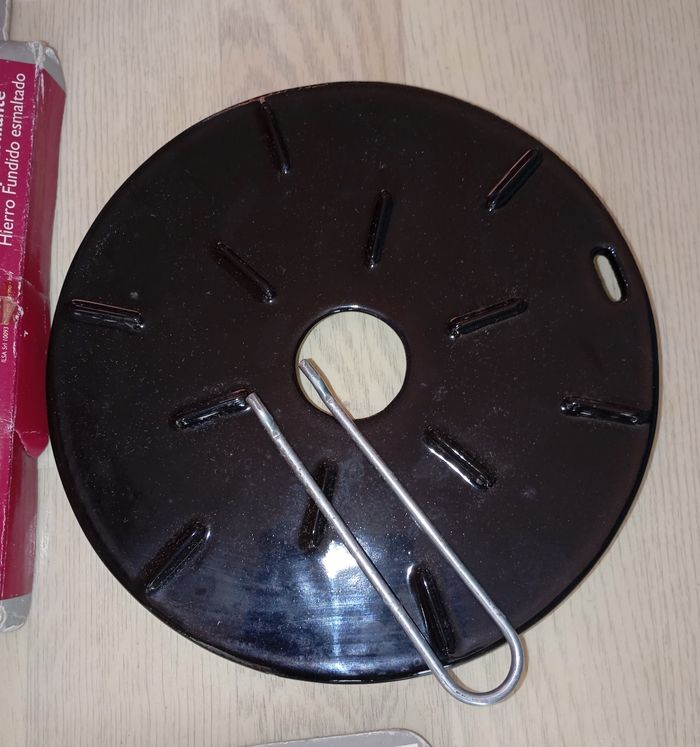 Lot de 3 plaques radiantes en fonte émaillée 14, 18 et 21 cm Ilsa NEUVES - photo numéro 2