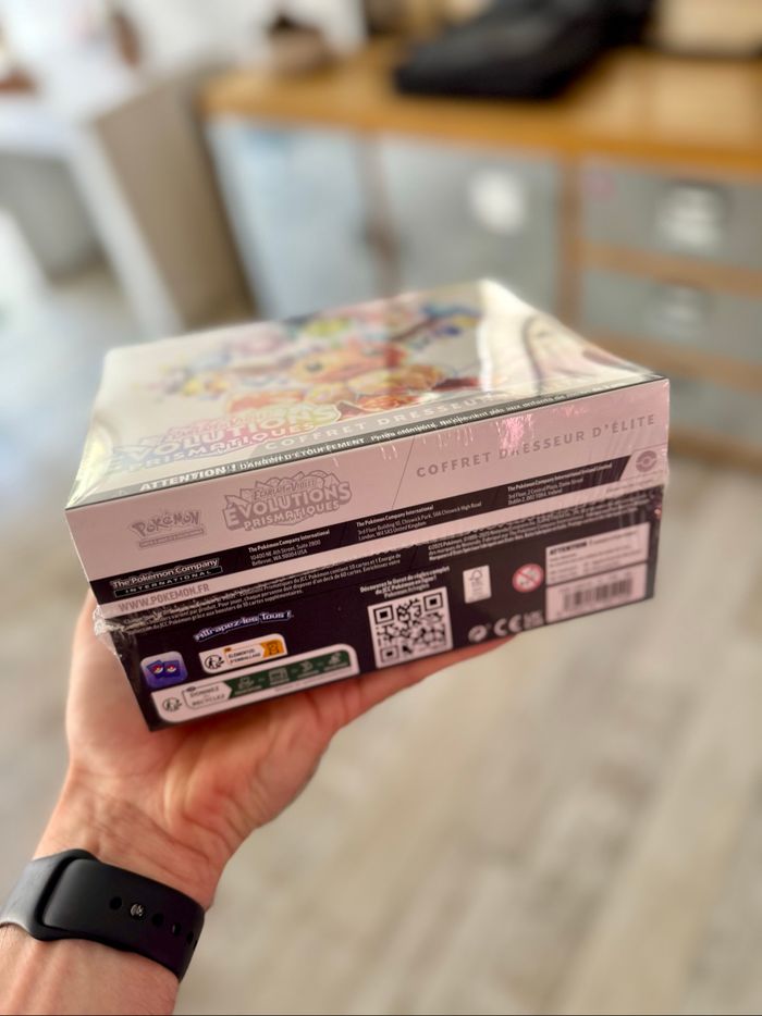 [NEUF] Coffret dresseur d’élite Pokémon EV8.5 Évolutions Prismatiques - photo numéro 2