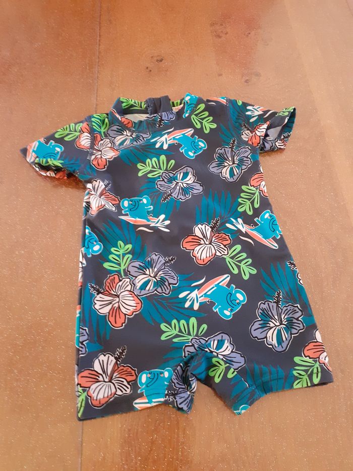 Lot vêtements garçon - photo numéro 4