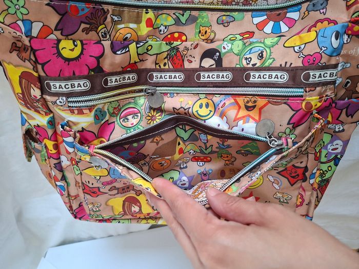 Sac avec smileys et personnages - photo numéro 6