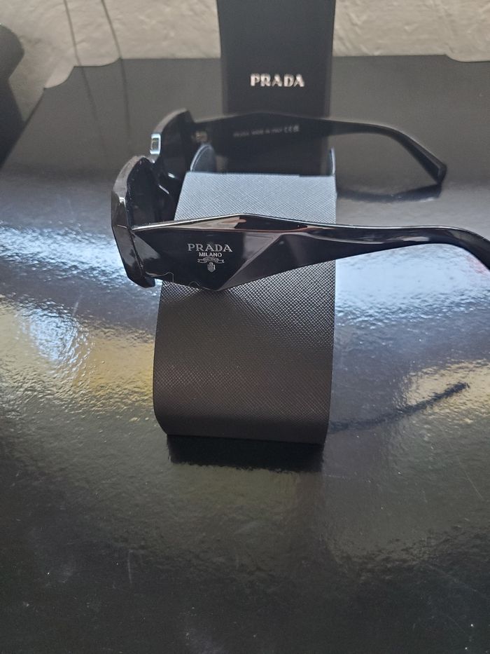 Solaire  Prada - photo numéro 5