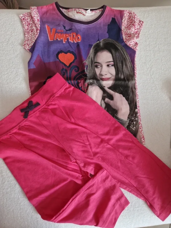 Pyjama court chica vampiro 6 ans neuf