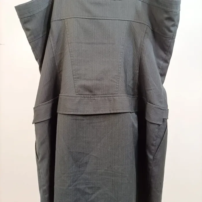 Robe courte noire à bretelles larges réglables et découpe taille haute – taille 38 A900 - photo numéro 6