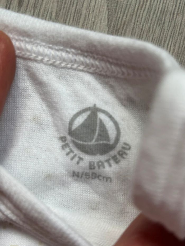 Ensemble Pyjama et body Petit Bateau taille naissance - photo numéro 3