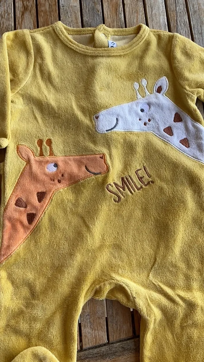 Lot de 4 pyjamas en velours - 3 mois - photo numéro 17